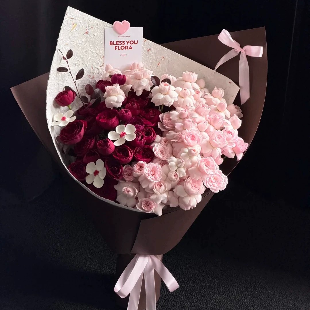 红蕾丝仙子之吻玫瑰花束