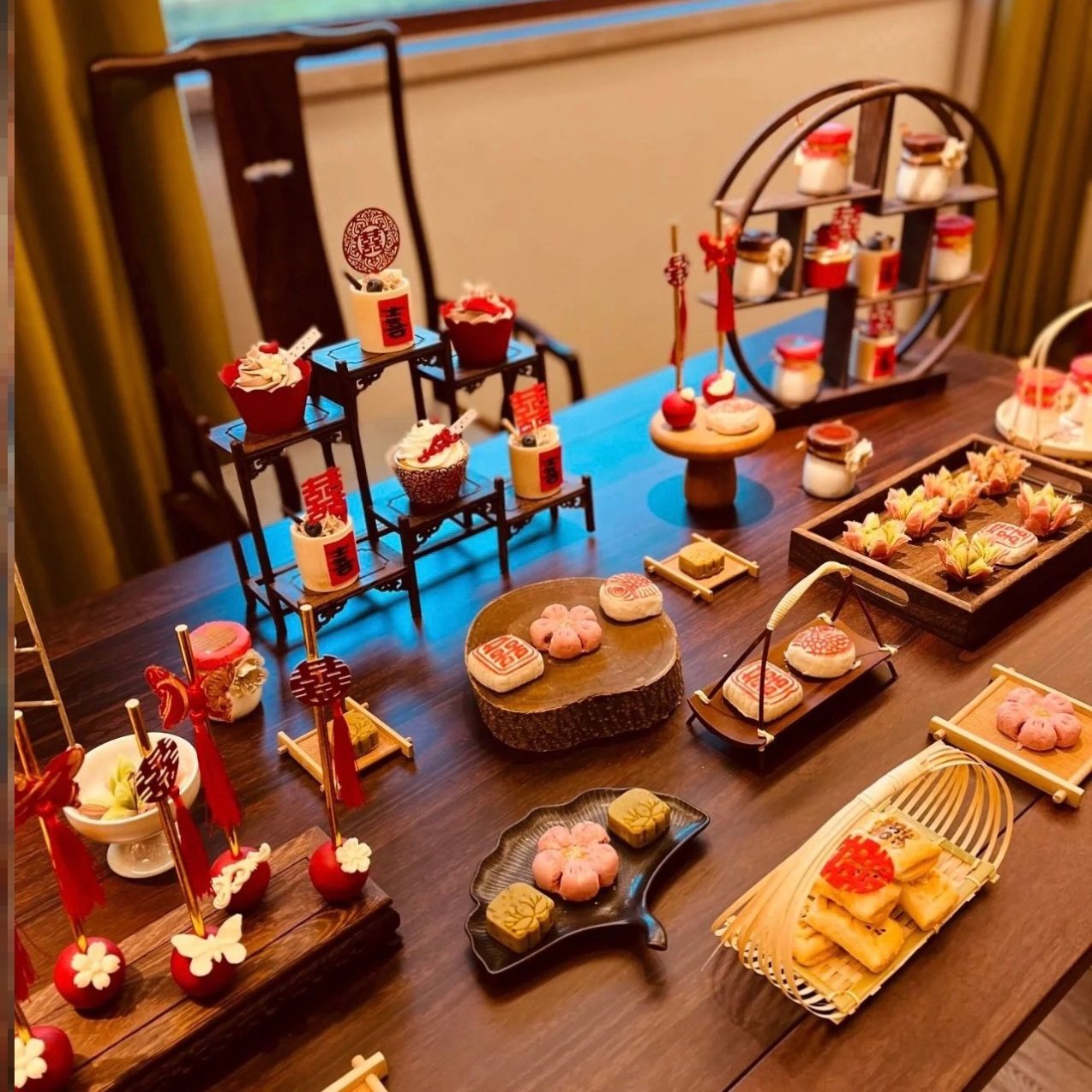 月饼展示架中式甜品店摆件茶歇摆台点心架烘培店糕点蛋糕托盘订婚