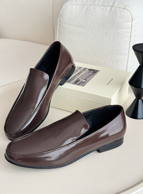 SC250333XZ8SS 时尚通勤圆头乐福鞋