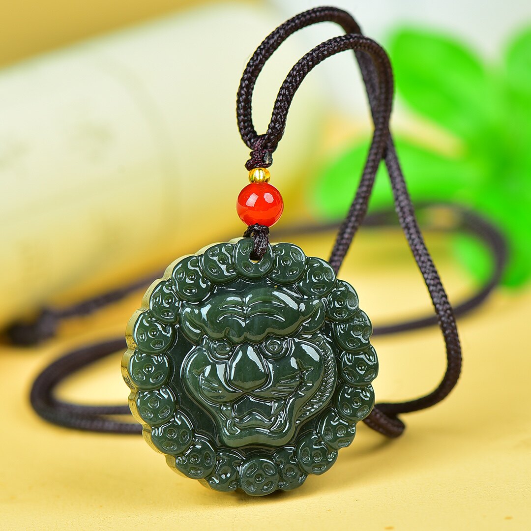 天然和田玉玉石吊坠青玉男女宝宝十二生肖玉佩本命年项链属虎玉坠