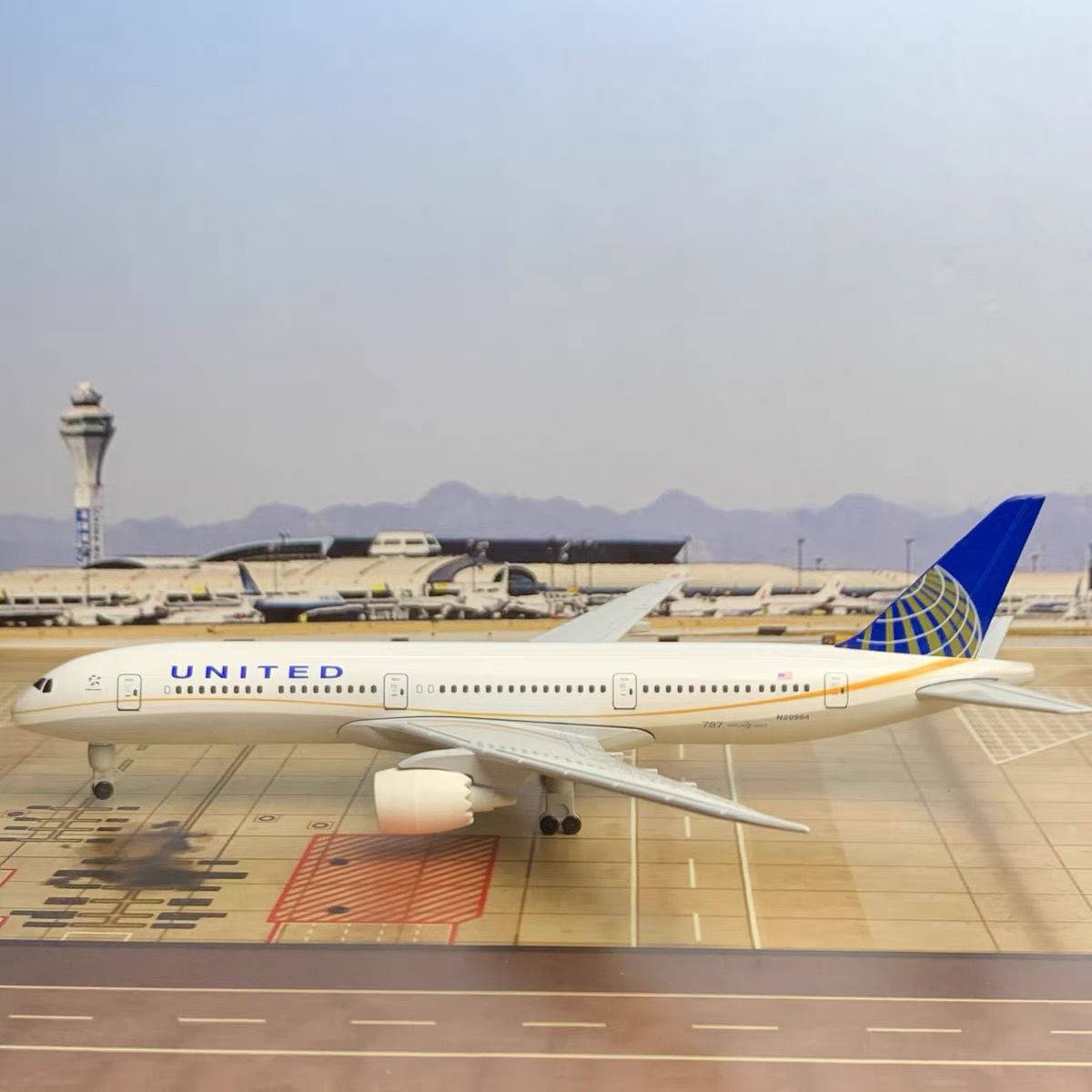 波音787美联航美国联合航空飞机模型带轮子带灯仿真客机航模合金