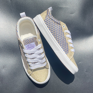 2025夏季爆款大码男士帆布鞋经典香槟色韩版情侣鞋低帮学生运动鞋