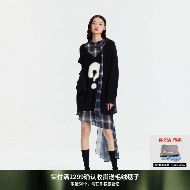 REVAN芮范质感两件套毛衣藏青格纹连衣裙RM91101379