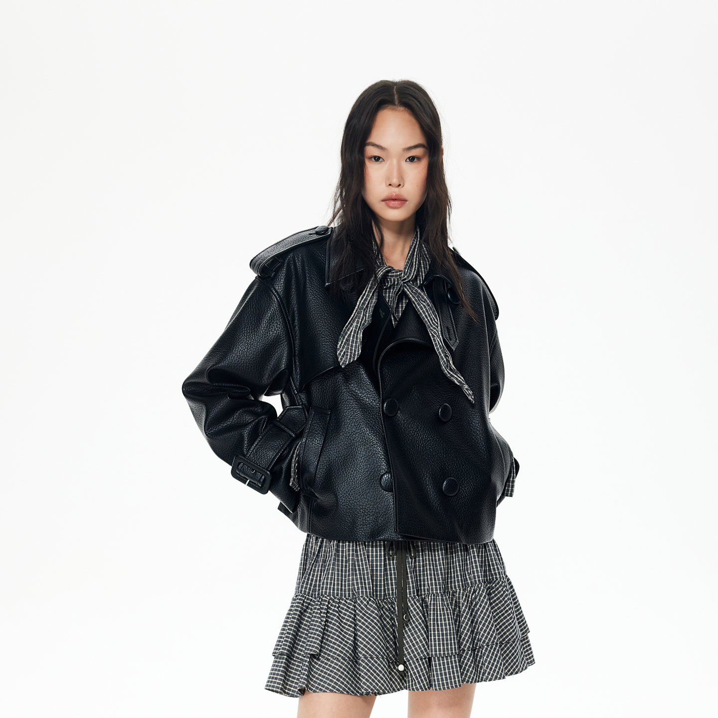 REVAN芮范酷感截短型粗颗粒PU皮夹克外套RL90105226