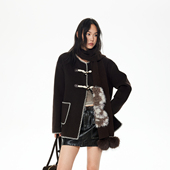 REVAN芮范奢华感小狗大衣RL90302506