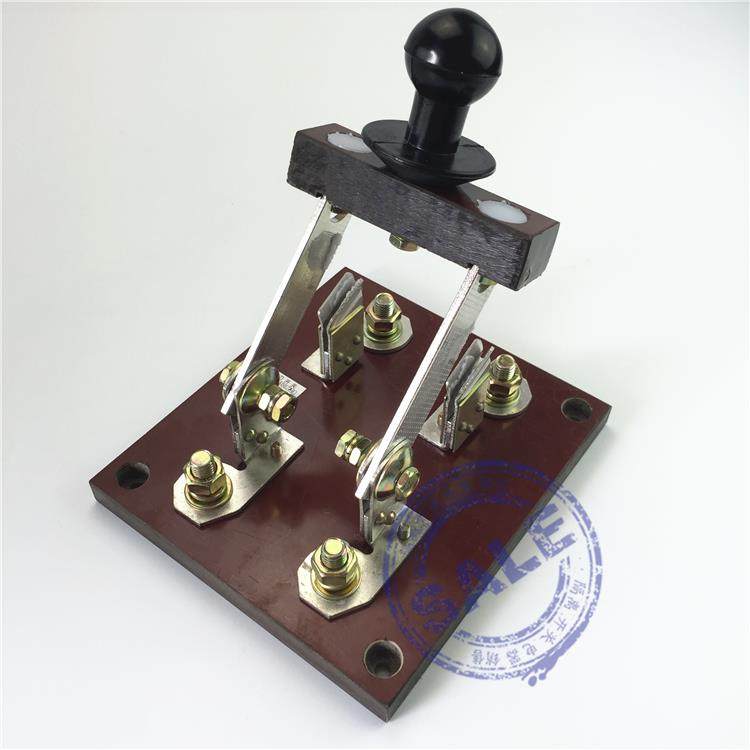 HD11B-400/28 2P单相双线 400A单投开启式刀开关单向隔离闸刀开关