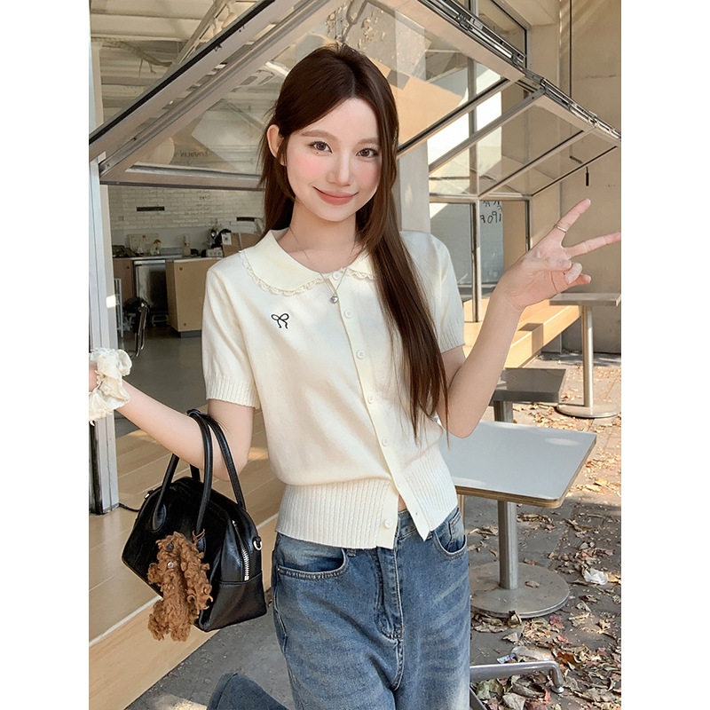 蕾丝拼接娃娃领短袖针织衫女2026春夏季新款舒适软糯开衫百搭上衣