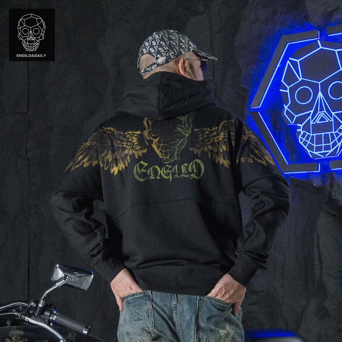 金刚铁甲骷髅头国潮个性赛博朋克印花烫金天使翅膀印花连帽卫衣男