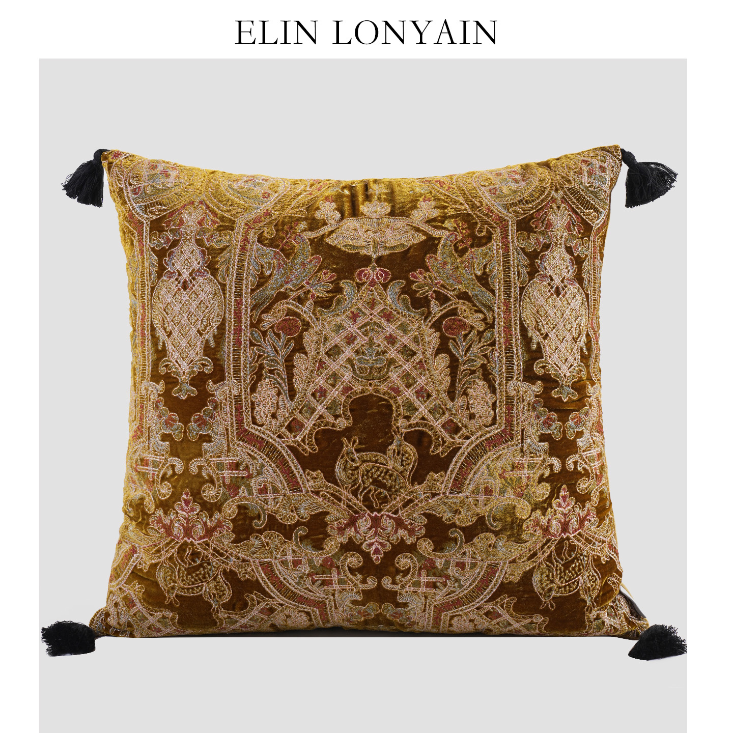 波斯纹刺绣金色流苏靠垫抱枕方枕