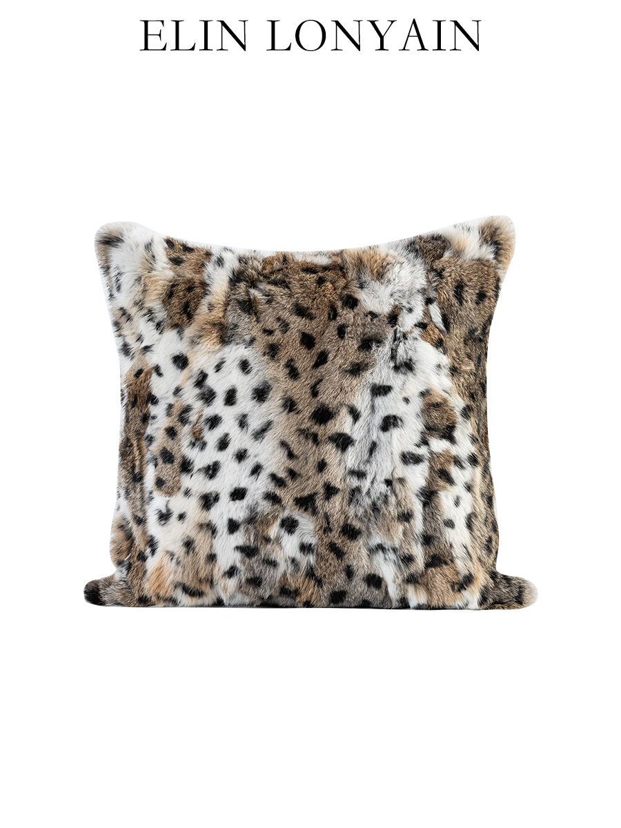 珑衍家居简约轻奢咖色豹纹真兔毛靠垫抱枕样板房酒店高端沙发方枕