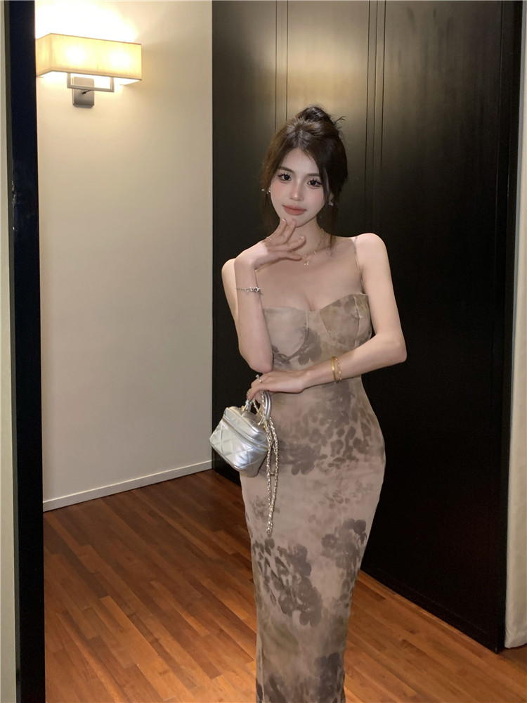 复古扎染印花吊带连衣裙女装夏季收腰紧身包臀裙辣妹开叉中长裙子