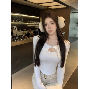 纯欲风设计感小众气质打底衫长袖女修身显瘦秋冬新款镂空别致上衣