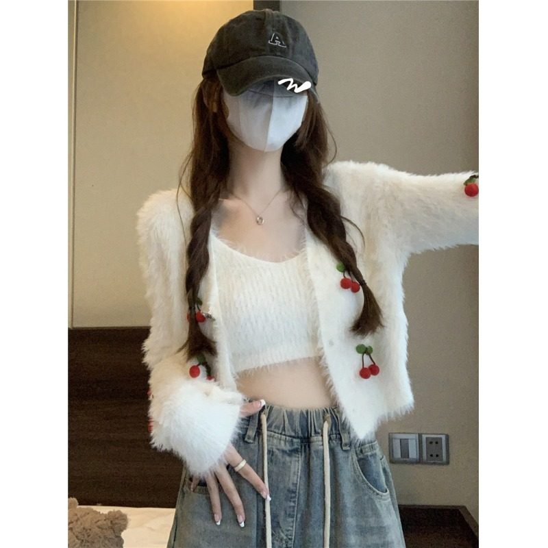 仿水貂绒开衫毛衣外套女秋冬时尚宽松外穿短款针织吊带背心两件套