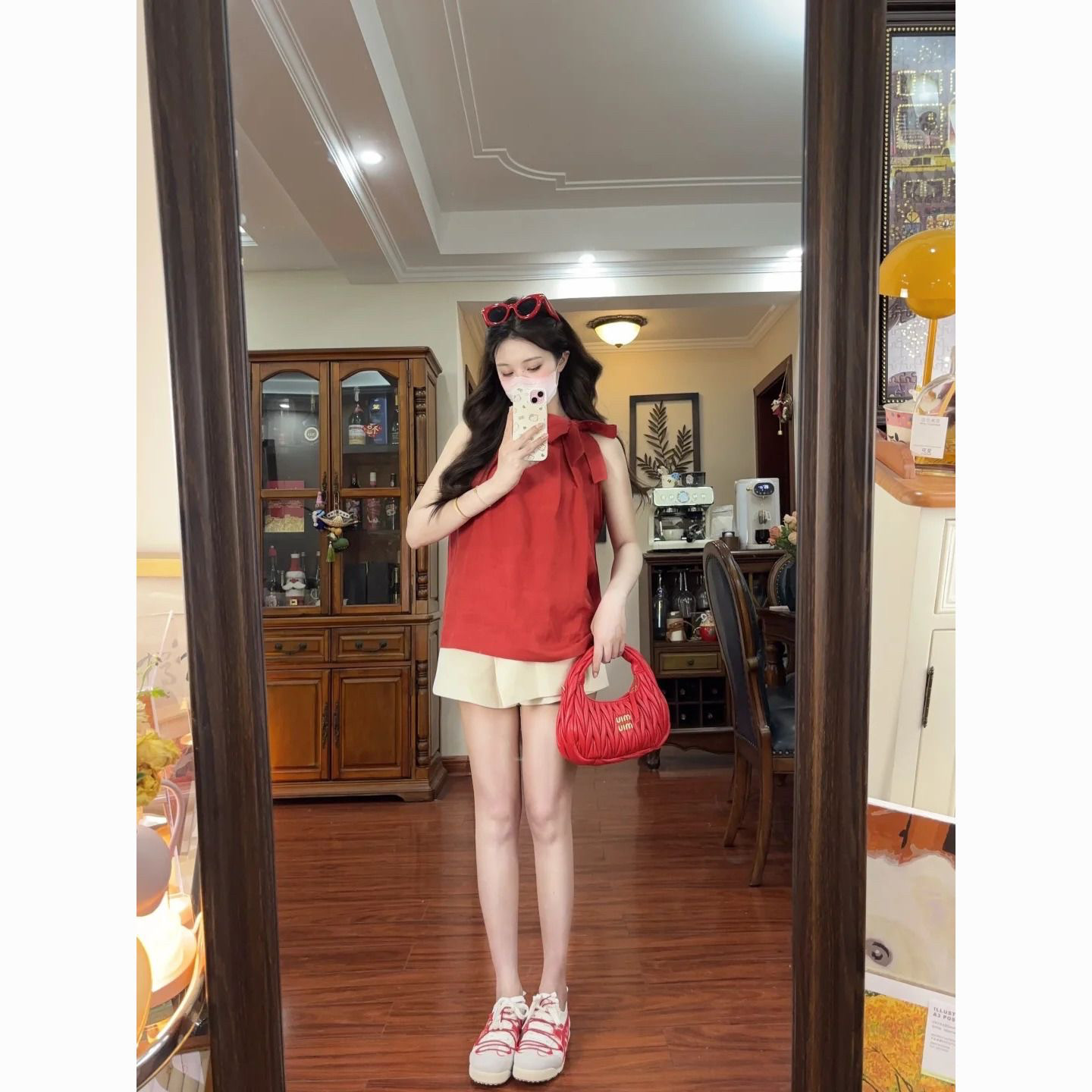 法式复古红色蝴蝶结吊带小衫女夏季甜美背心挂脖上衣短款宽松短裤