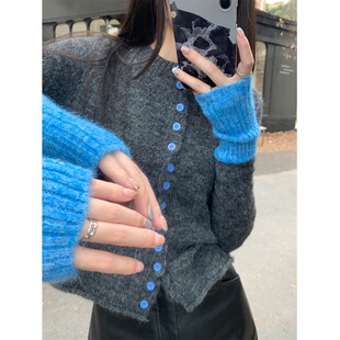 蓝色拼接设计感针织衫女秋季穿搭高级上衣圆领长袖慵懒风毛衣开衫