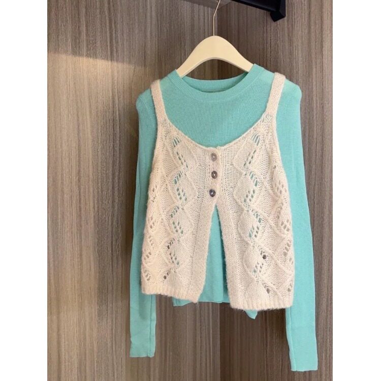 2026秋季穿搭背心针织马甲吊带叠穿绿色内搭打底衫上衣女两件套装