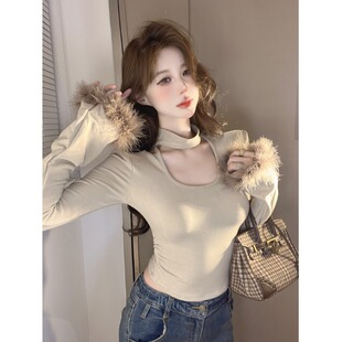 修身挂脖袖口毛毛打底衫女秋冬季高级感加绒磨毛镂空短款内搭上衣