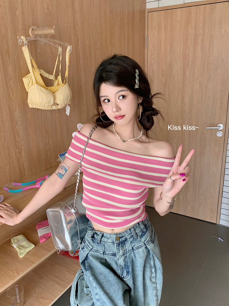法式条纹高级感一字肩针织衫女2026夏季新款修身显瘦性感短款上衣