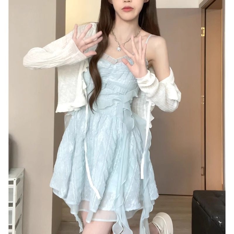 法式气质吊带连衣裙两件套装多巴胺夏日绝美度假风海边仙女短裙子