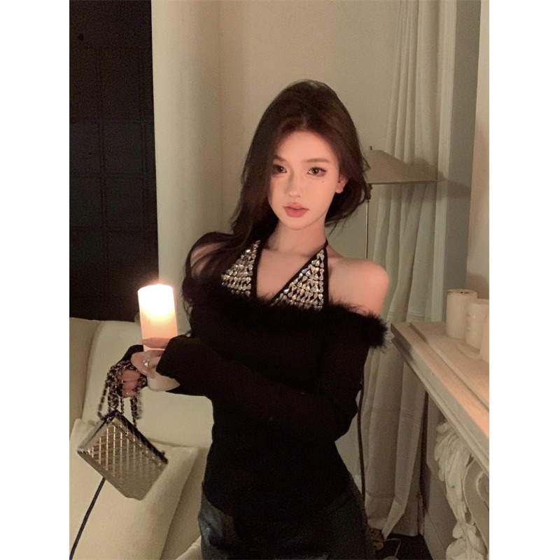 纯欲风辣妹重工水钻羽毛长袖衫