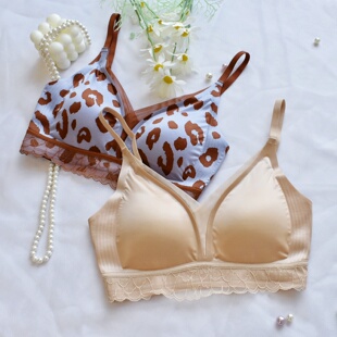 无痕软支撑三角杯内衣深V轻奢性感法式 蕾丝提拉聚拢美背舒适文胸