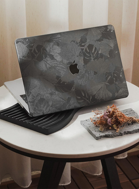 雷雕皮革铁灰苹果电脑保护套适用于MacBookProM4 142024MacBookM1Pro13Air13MacBookM2M3Air15Mac独特电脑壳
