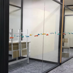 卡通创意小汽车腰线幼儿园玩具店教育机构装饰橱窗玻璃门静电贴纸