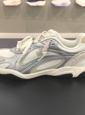 安踏可丽OUTDOO薄底轻质休闲鞋女6春季新款潮流运动鞋子122628885