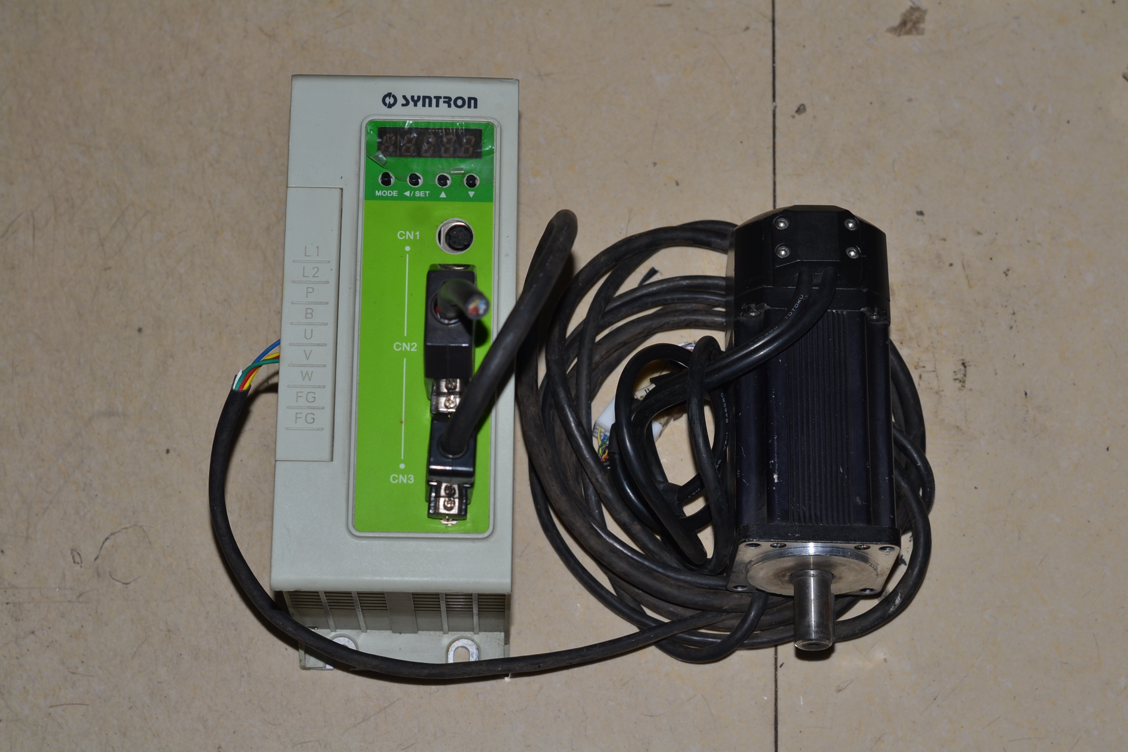 MS0075E 60CB060C-020000 600W伺服电机驱动器    维修    。