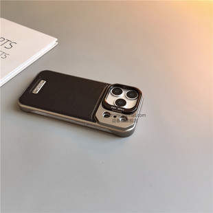 黑色素皮磁吸支架适用苹果17手机壳16Pro硬15pro简约16高级感iPhone15防摔14新款17Pro全包16promax男女13