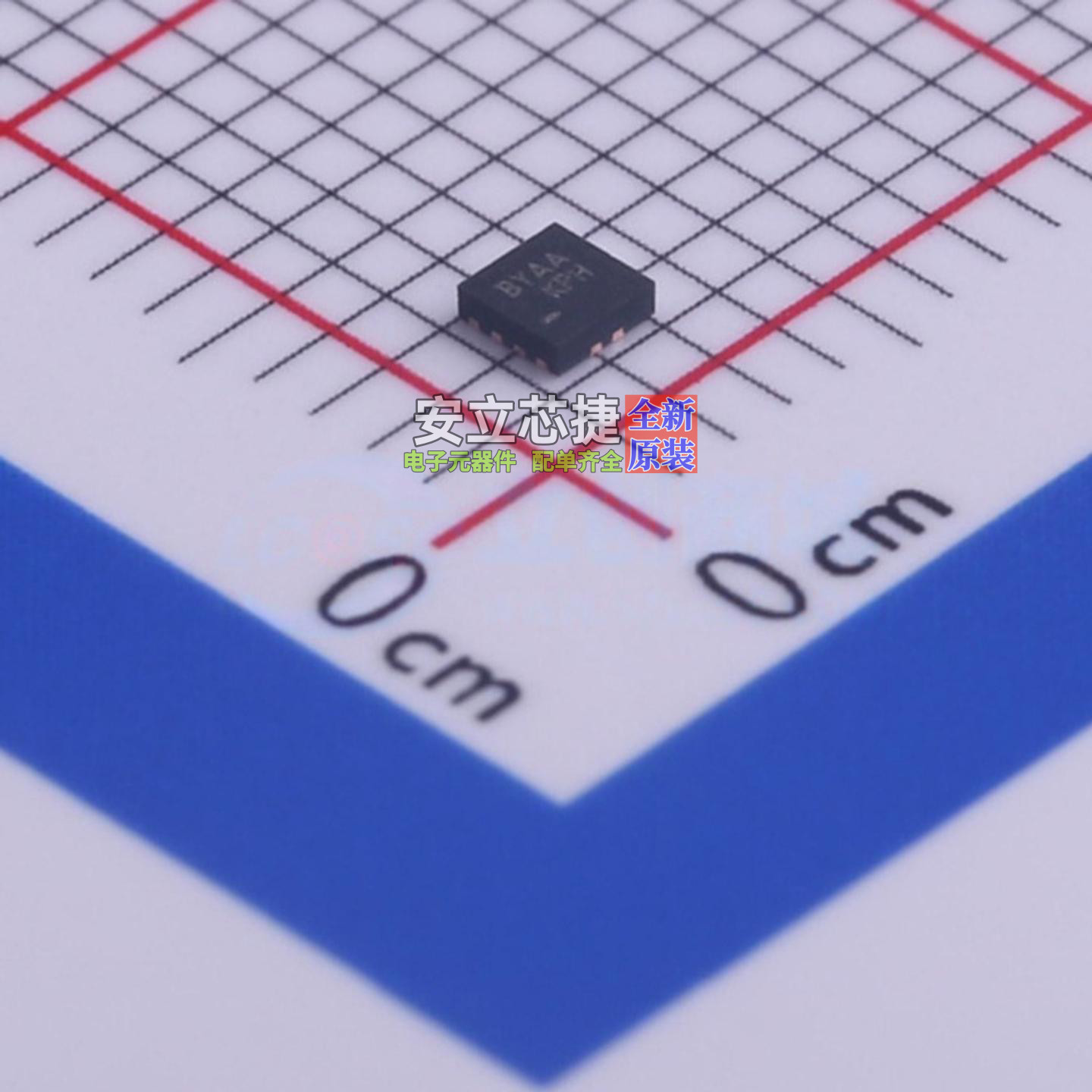 转换器/电平移位器 FXMAR2104UMX UFQFN-12(1.8x1.8) onsemi(安森 - 实物图