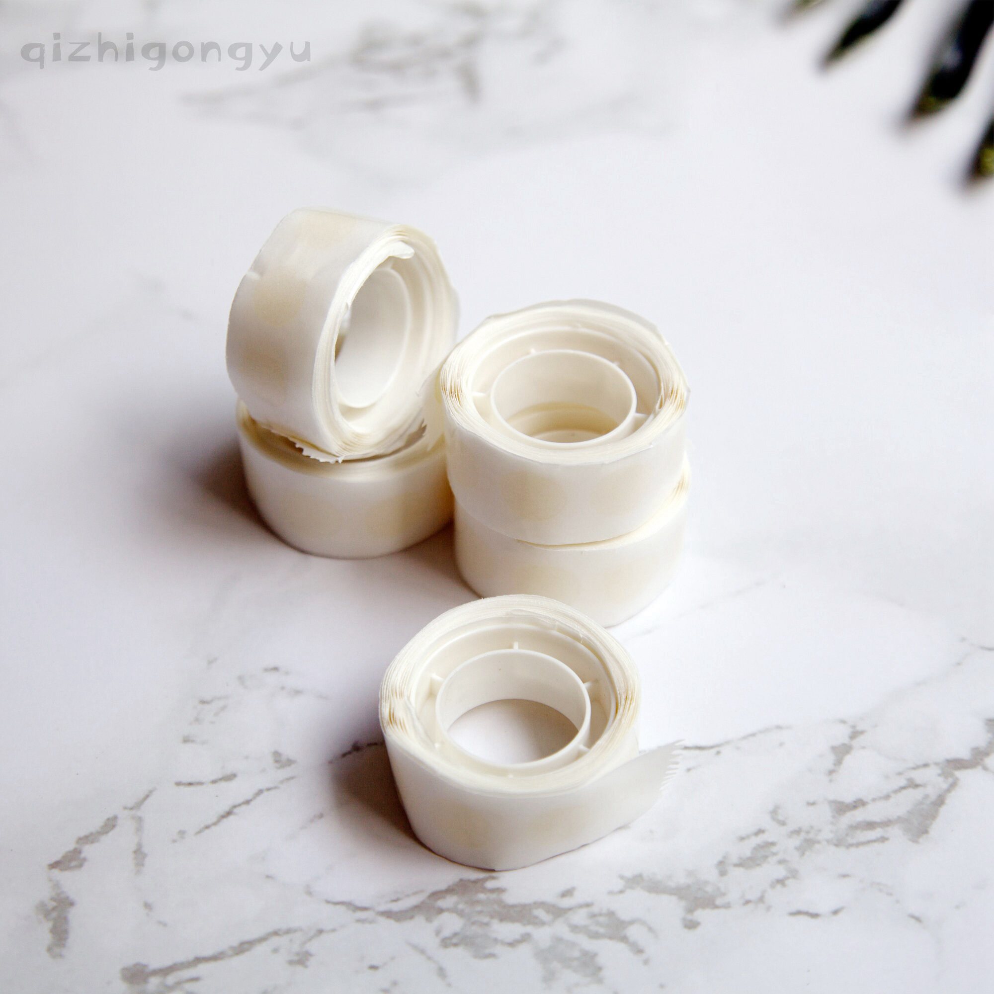 不伤墙无痕圆点背胶1卷100粒透明贴海报不遮挡挂画照片墙壁摄影贴