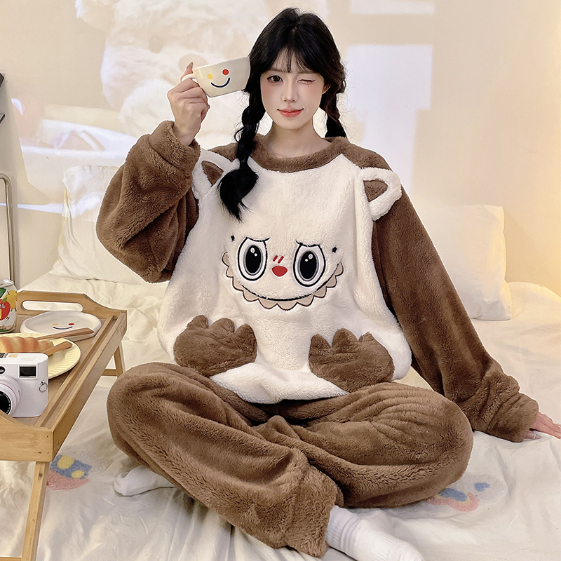 新款卡通可爱珊瑚绒睡衣女冬季