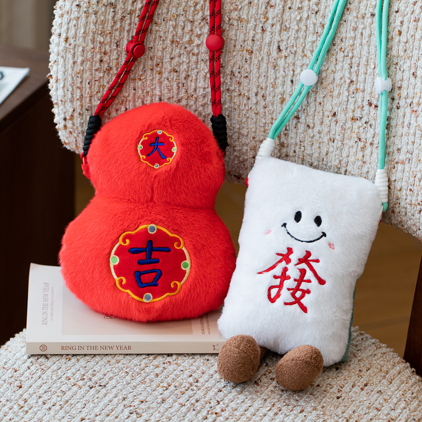 新年葫芦挂件斜挎过年儿童背包