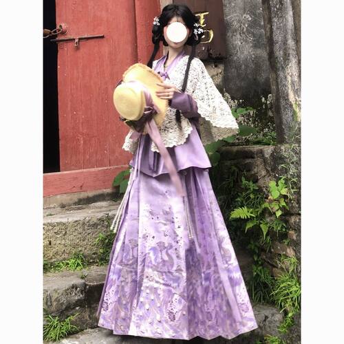 汉洋折衷汉服秋冬日常紫色套装交领开衫马面裙山海经洛丽塔汉元素