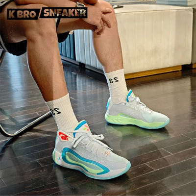 JORDANLUKA4低帮实战篮球鞋