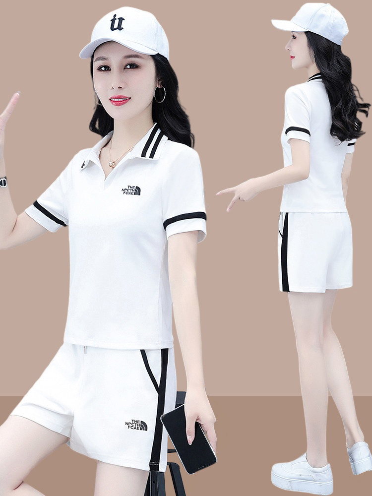 여성을위한 캐주얼 패션 운동복 2024 여름 새로운 스타일 유행 연령 감소 반팔 반바지 투피스 세트