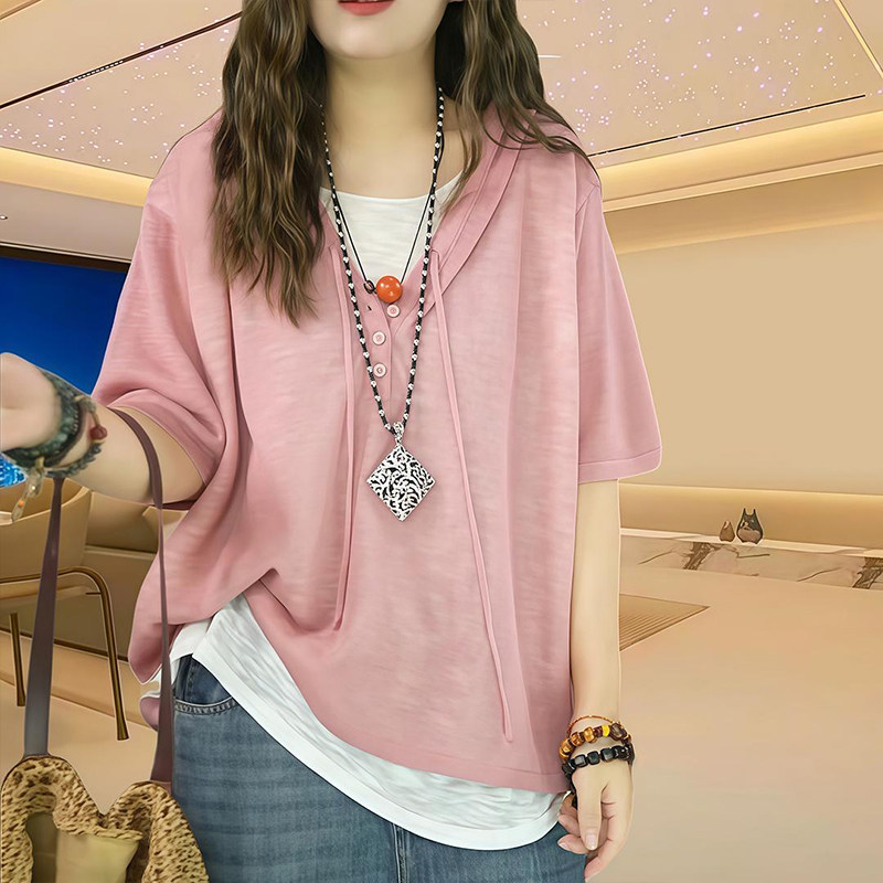 大码夏季假两件时尚洋气休闲短袖T恤女胖mm连帽宽松遮肚显瘦上衣