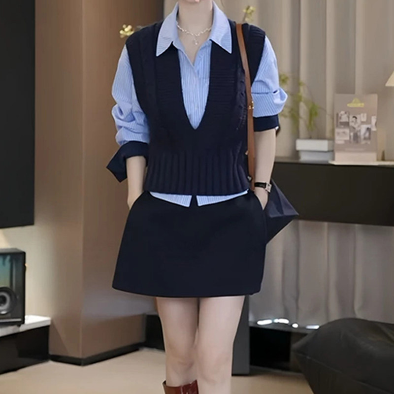 小众法式知性风穿搭三件套2026春秋季设计感衬衫叠穿马甲+短裙裤