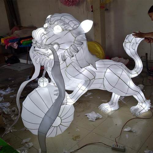 新加坡款式狮子花灯老虎功夫熊猫花灯仿真人物卡通动物