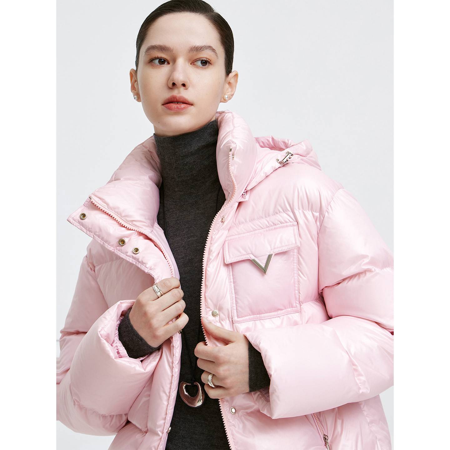 卓凡尼·华伦天奴短款面包羽绒服