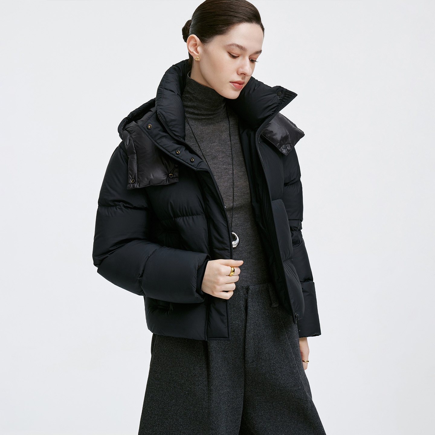 卓凡尼·华伦天奴女士重磅羽绒服