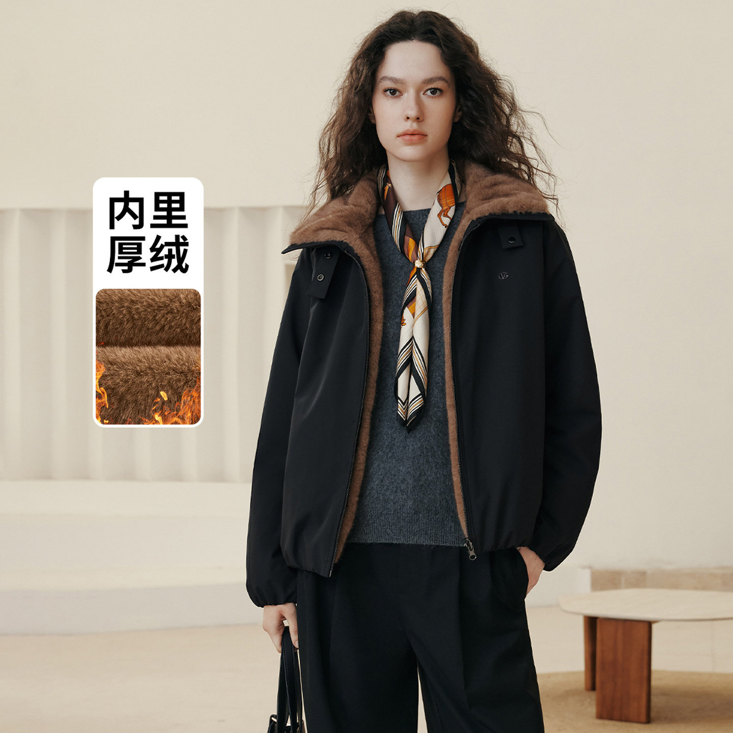 卓凡尼·华伦天奴内里厚绒外套