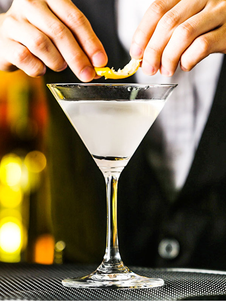 马天尼鸡尾酒三角杯玻璃酒杯水晶高脚杯香槟酒吧杯杯子古典调酒师