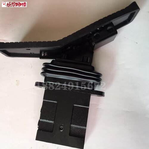 挖掘机配t件卡特70B E120B行走脚踏阀总成配合卡特200B脚踏阀总
