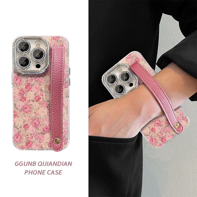 全屏粉白玫瑰花粉皮腕带适用iphone15promax苹果16手机壳13/12/11硅胶15/14简约16promax个性xs防摔14pro女