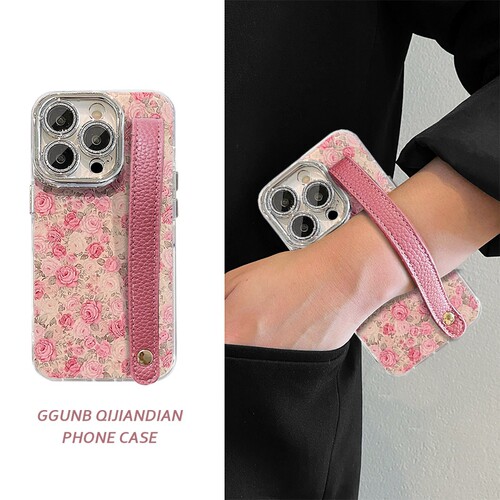 全屏粉白玫瑰花粉皮腕带适用iphone15promax苹果16手机壳13/12/11硅胶15/14简约16promax个性xs防摔14pro女