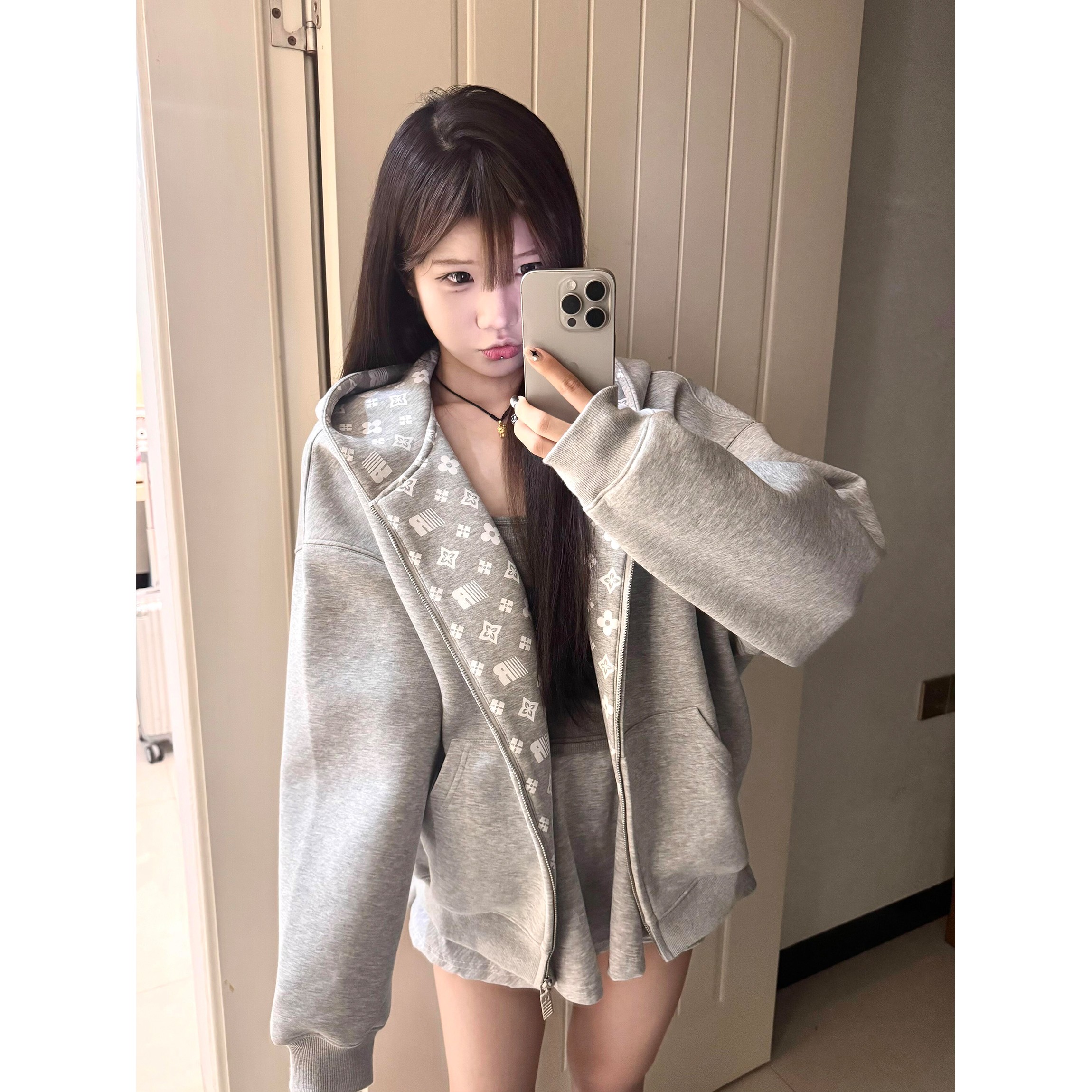 2025新款秋季开衫灰色连帽卫衣女秋冬字母印花假两件宽松外套上衣