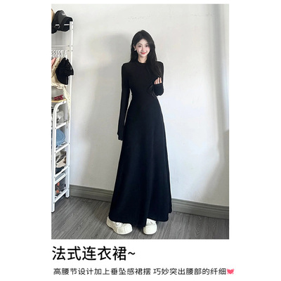 黑色大衣内搭连衣裙女秋冬针织长裙子冬季冬裙淡人高知老钱风穿搭