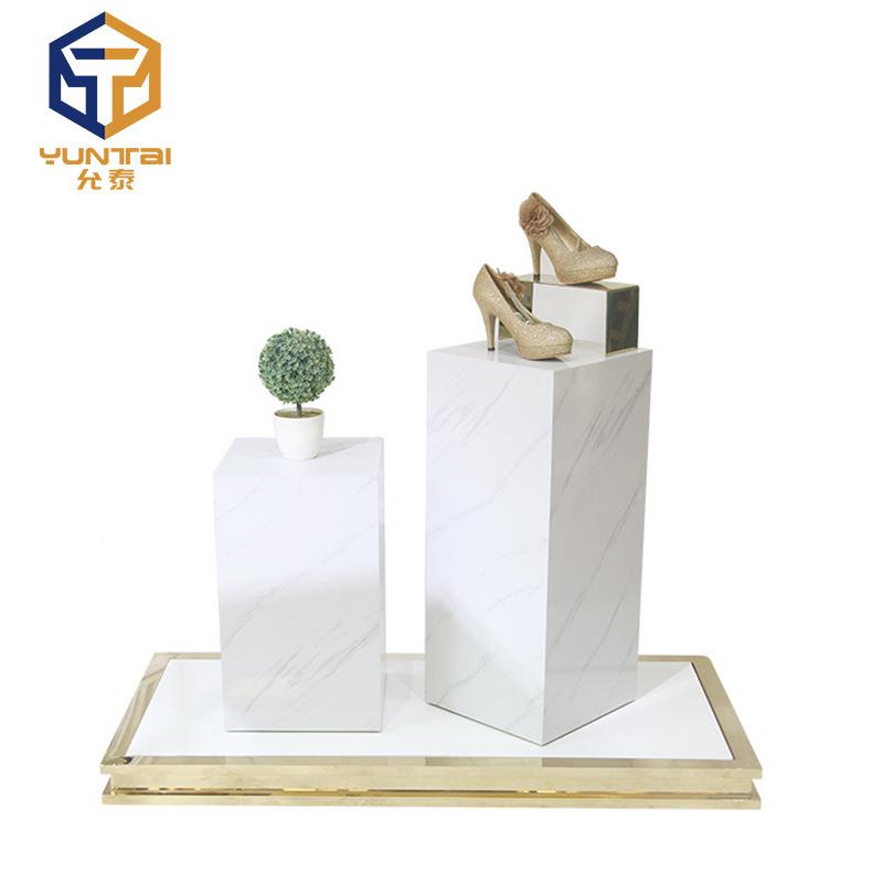 佐致(收服装店中岛流水台饰 创意落装地鞋包展台 置橱示窗装饰物